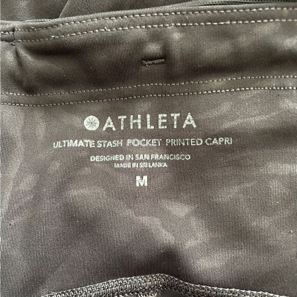 Athleta printed Capri leggings - Picture 3 of 3